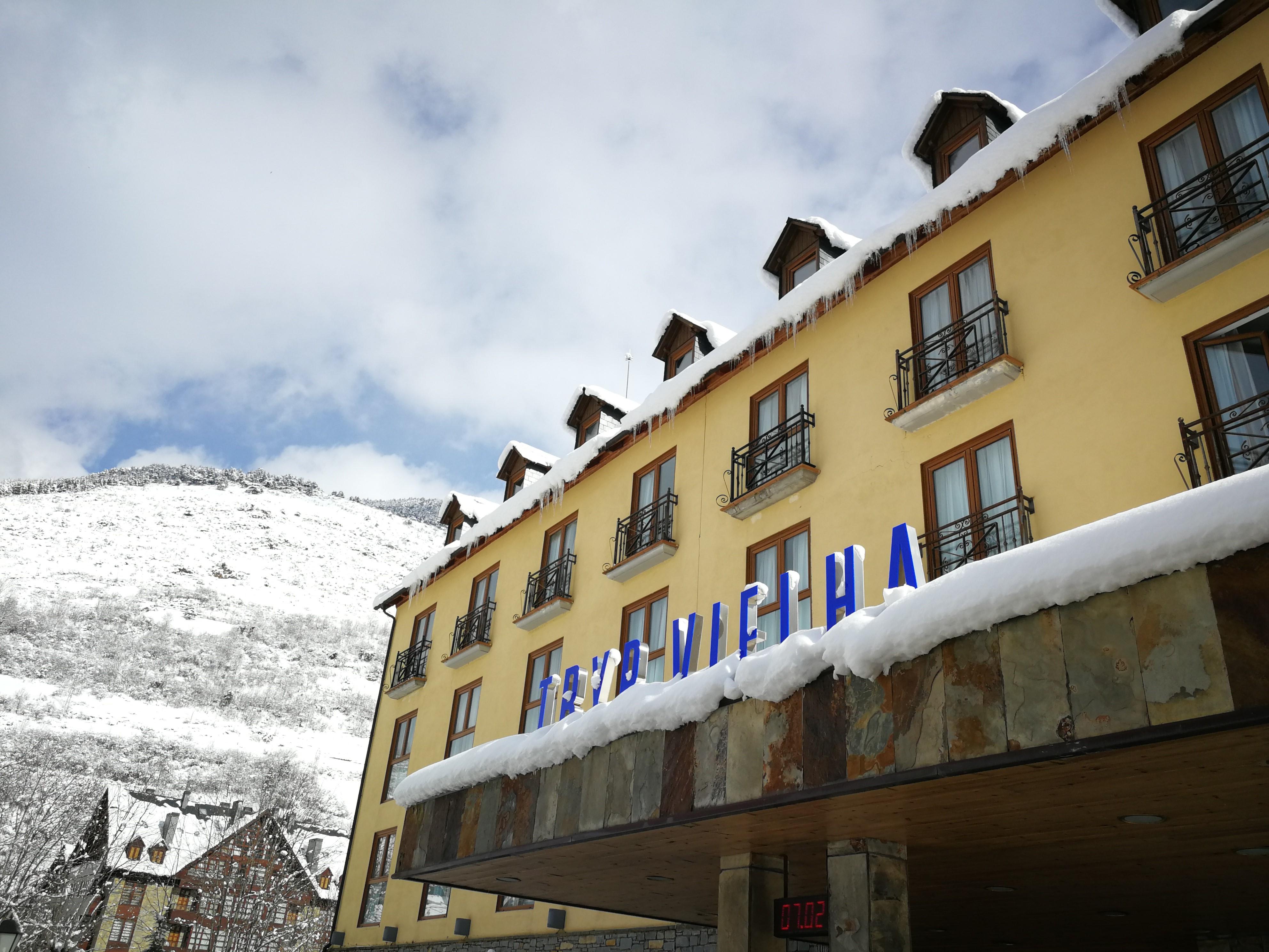 Hotel Vielha Val D'Aran, Affiliated By Melia Εξωτερικό φωτογραφία